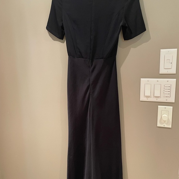 Top shop elegant/minimalist floor length black dress - Picture 3 of 4